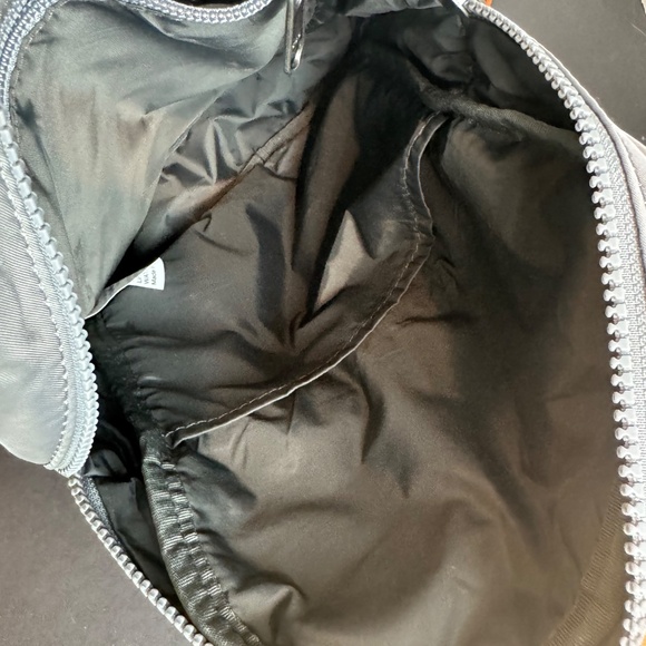 Ori London WILLESDEN B STORMY Recycled Nylon Sling Crossbody Bag - Picture 5 of 8